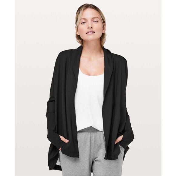 Lululemon Back In Action Wrap size 6 Cardigan Black Open Front - Picture 2 of 11